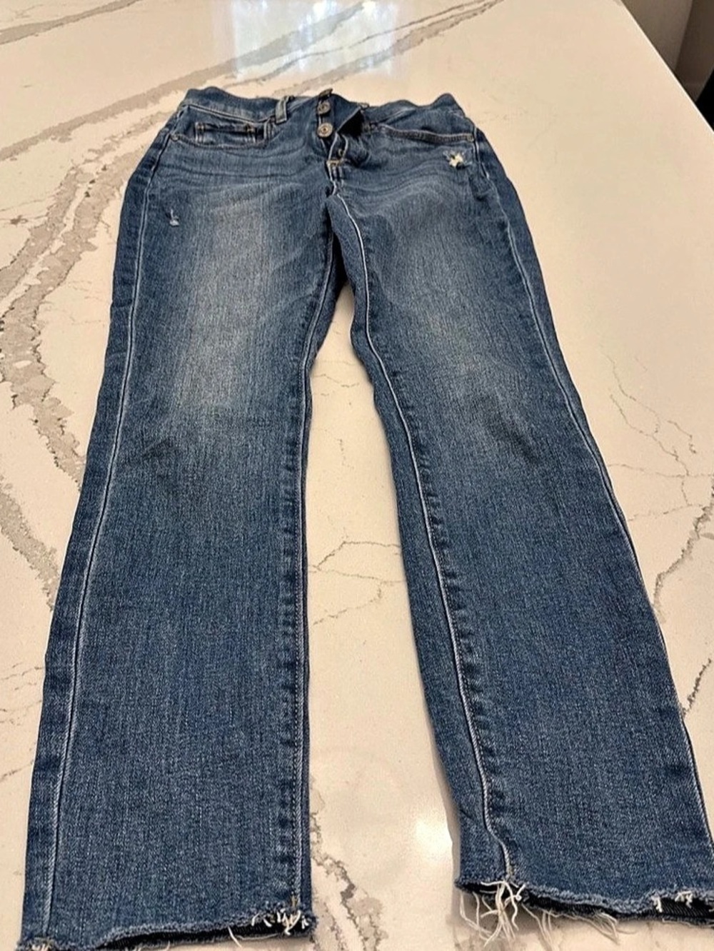 LOFT Straight Leg Skinny Distressed Jeans in Blue Waist 24